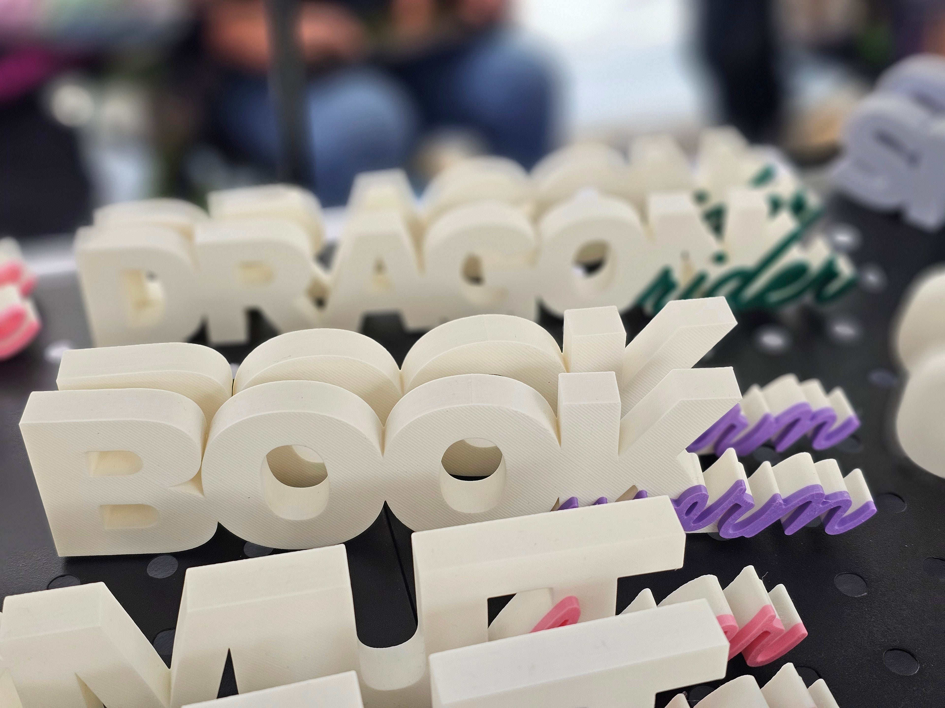 3D Printed Bookshelf Words | Decorative Book Lover Signs for Shelf Decor